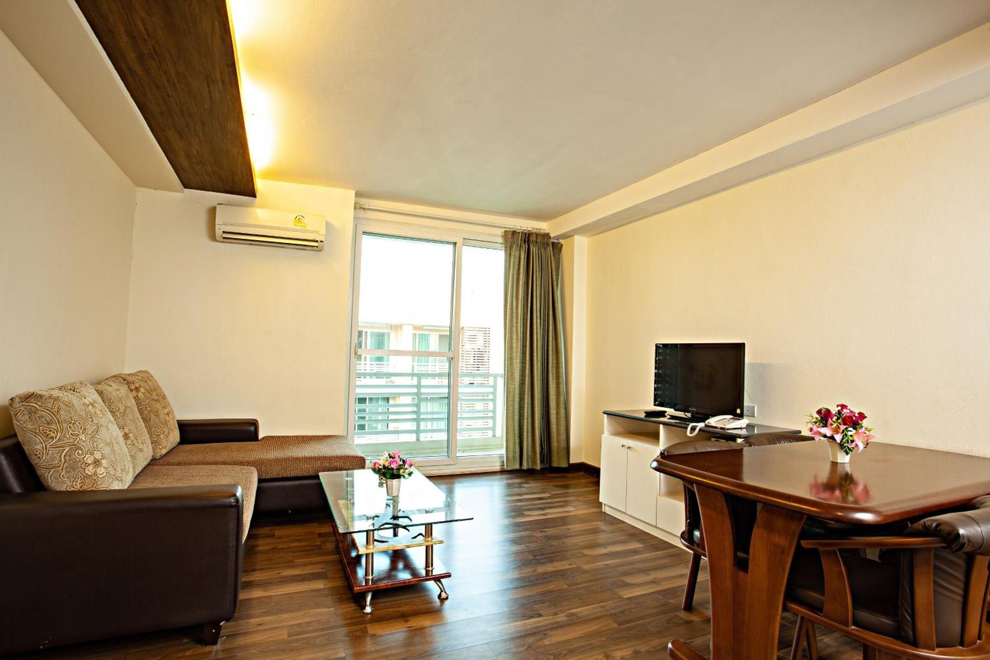 Tm Land Hotel Phra Nakhon Si Ayutthaya Exterior foto